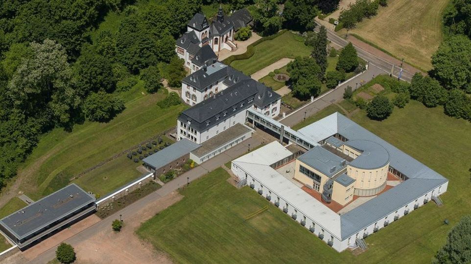 Schloss Dagstuhl - Leibniz-Zentrum für Informatik (LZI) Luftansicht von Schloss Dagstuhl