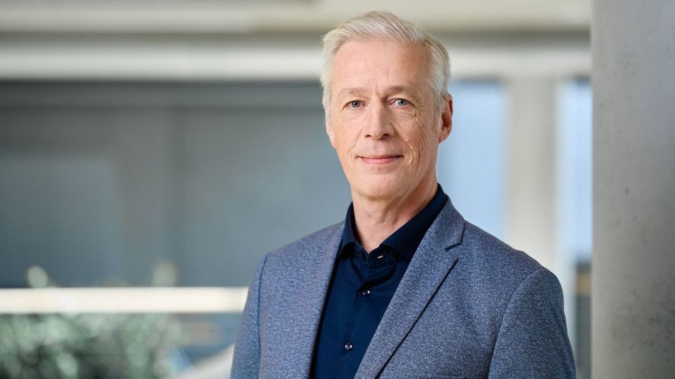 Prof. Dr. Klaus Tochtermann, Direktor der ZBW und Präsident der EOSC Association Portrrait Klaus Tochtermann