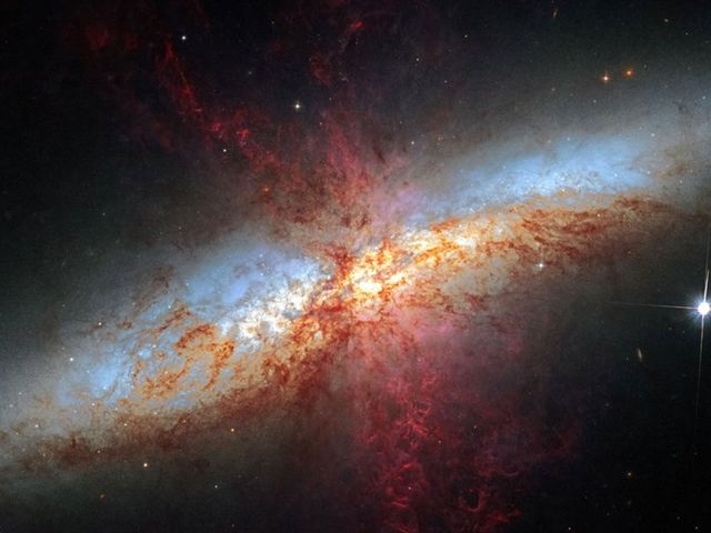 Galaxy M82 The galaxy M82