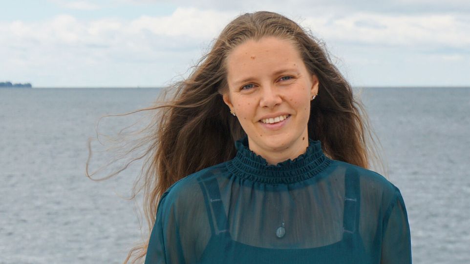 Porträtaufnahme von Physikerin Lara Greten
