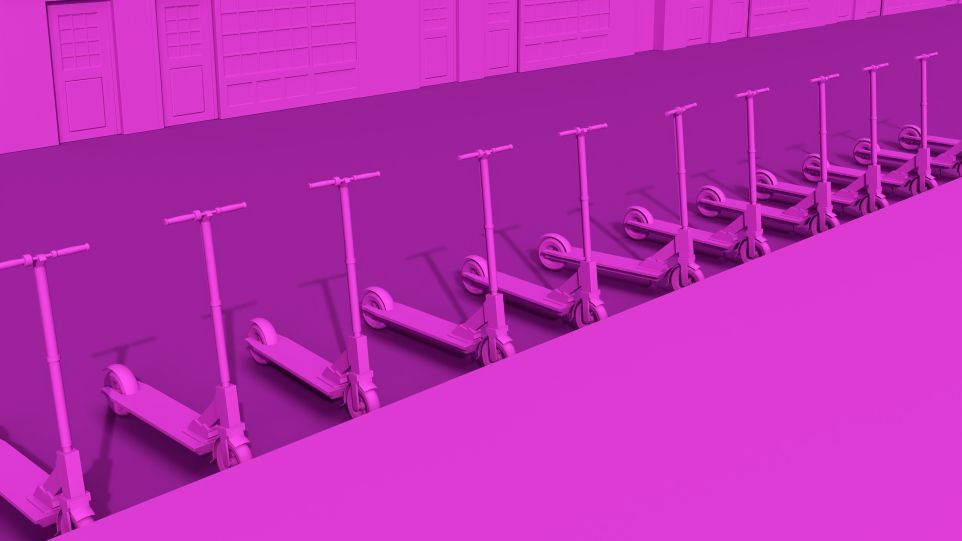 Pink eingefärbte E-Scooter