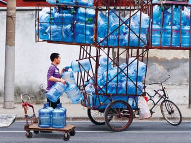 Das Bild zeigt ein chinesisches Lastenfahrrad.