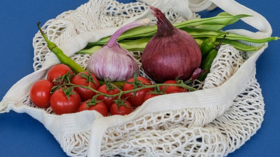 Net with vegetables