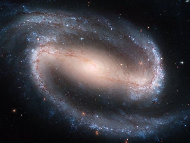 Die Balkenspiralgalaxie NGC 1300