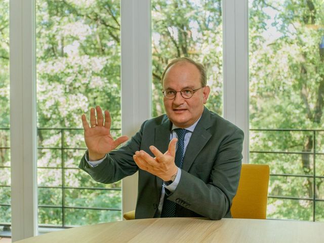 Portrait Otmar Edenhofer